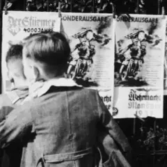 Propaganda Goebbelsa - rola, metody i wpływ w III Rzeszy