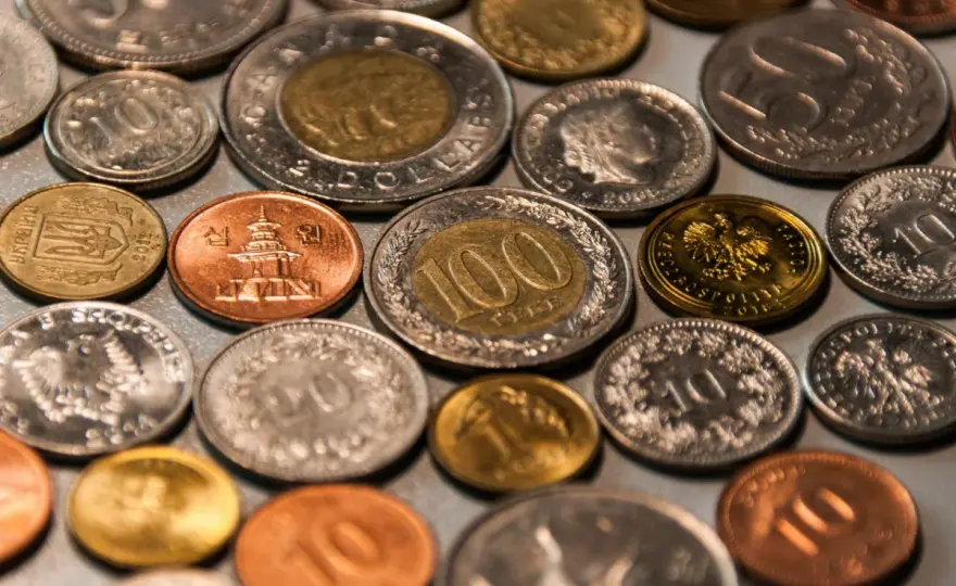 Mam ‘stare’ monety – Ile naprawdę są warte? 5 czynników decydujących o cenie monety kolekcjonerskiej